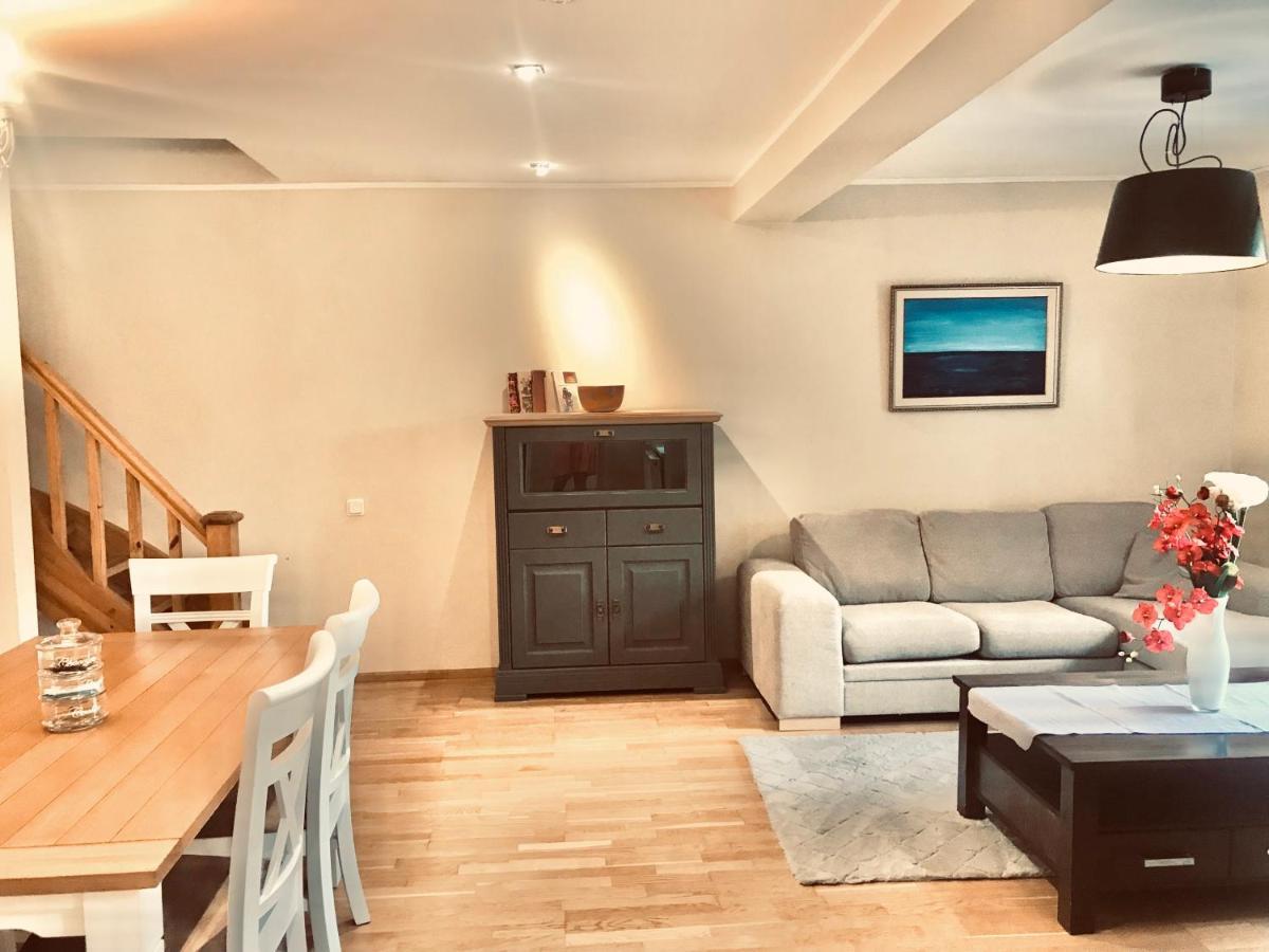 טאלין Cozy City Penthouse Apartment, Free Parking מראה חיצוני תמונה