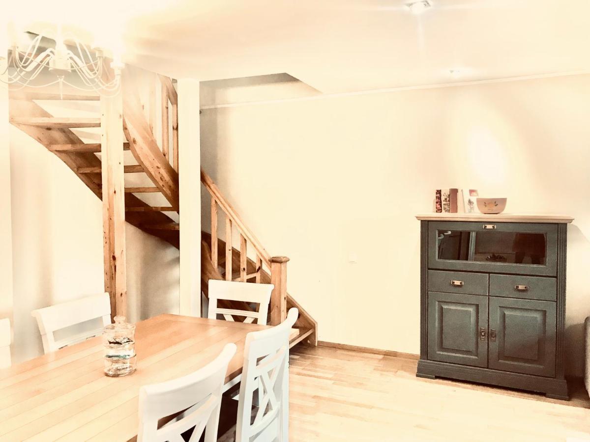 טאלין Cozy City Penthouse Apartment, Free Parking מראה חיצוני תמונה