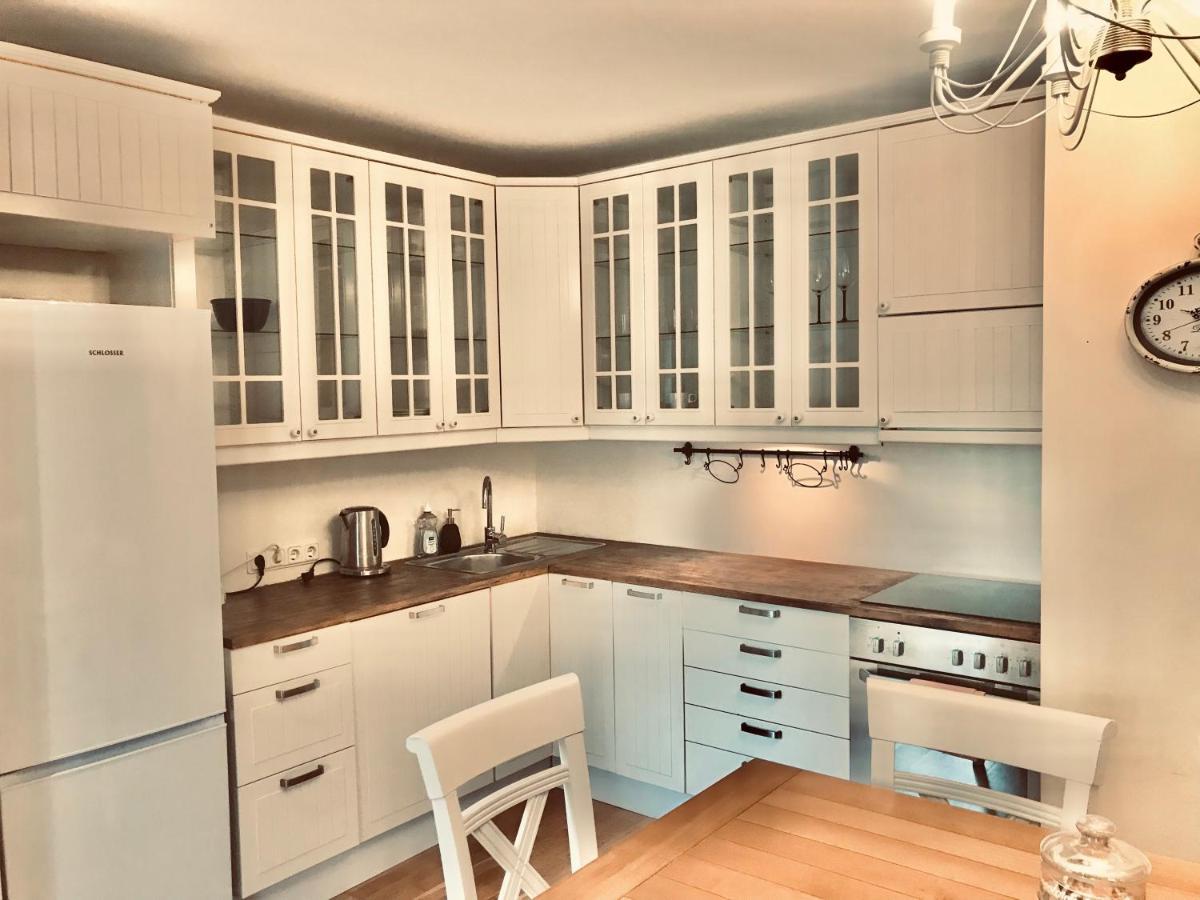 טאלין Cozy City Penthouse Apartment, Free Parking מראה חיצוני תמונה